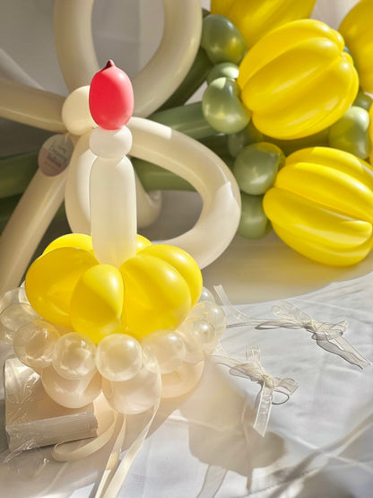 Mini balloon b-cake