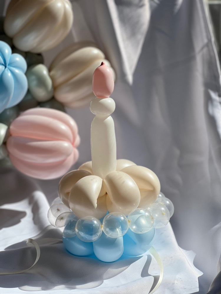 Mini balloon b-cake