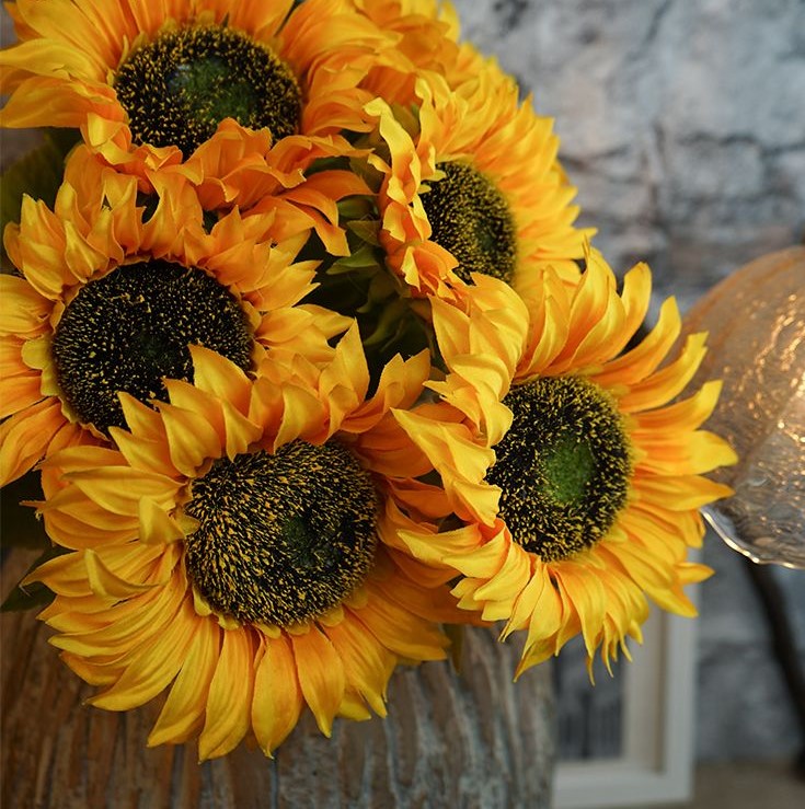 7-Heads Luxury Large Sunflower Bouquet